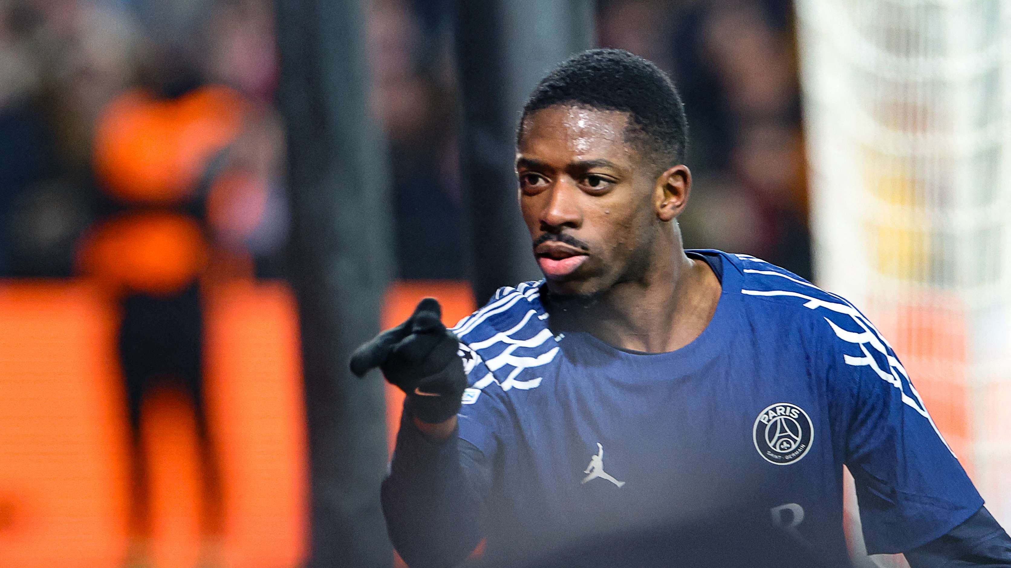 巴黎为萨拉赫准备了一份为期三年的周薪50万欧元合约